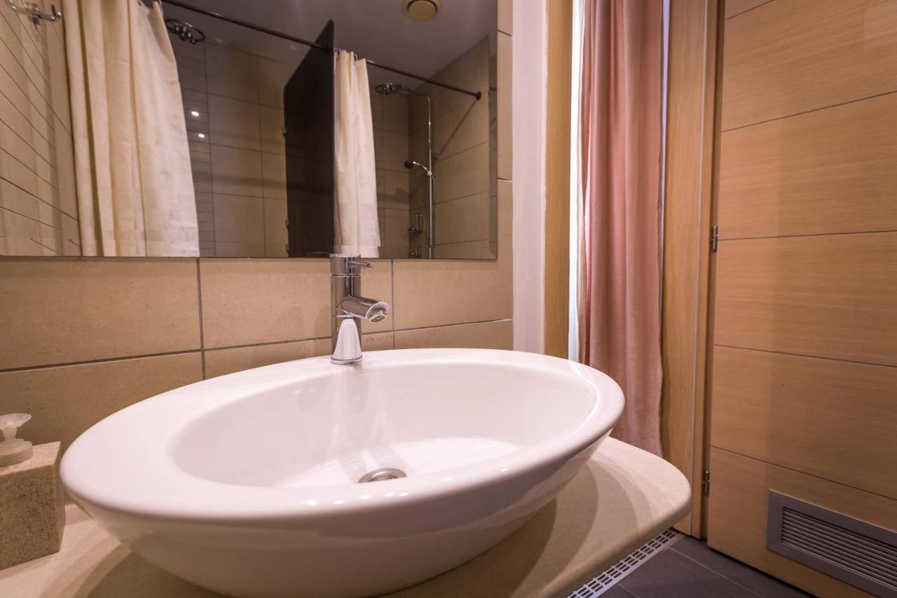 Hostgost Selected Suites - Bams, Private Spa Included Belgrad Exterior foto